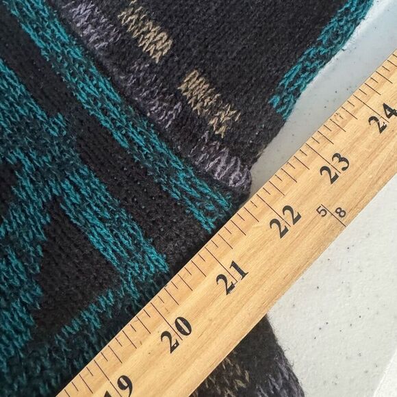 Cambridge Classics Men’s Multicolored Sweater Size Medium 100% Acrylic - Picture 7 of 9